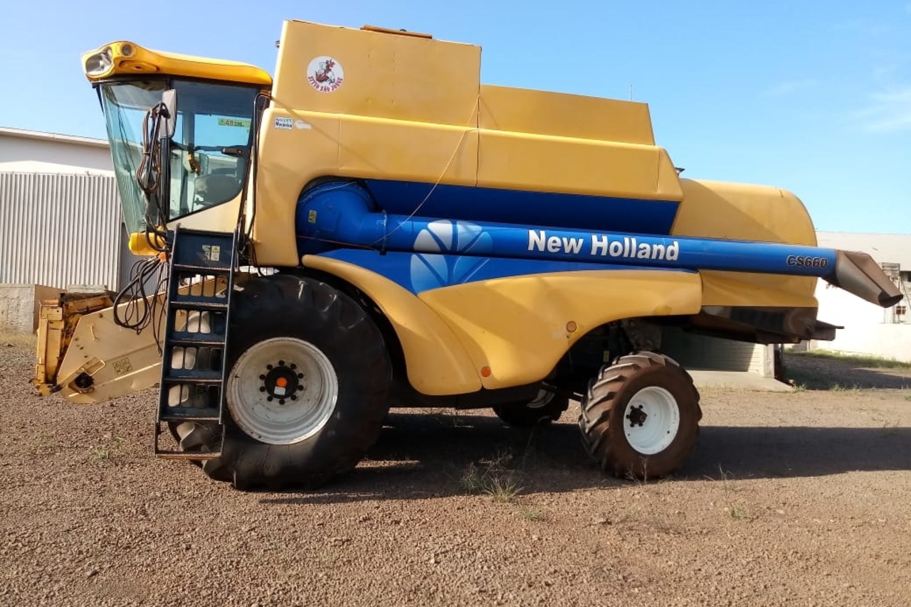 New Holland CS 660 - 04/04 3