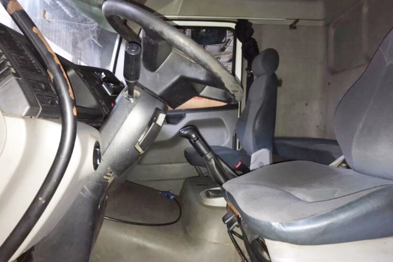 Volkswagen 19-320 Titan - 09/09 16