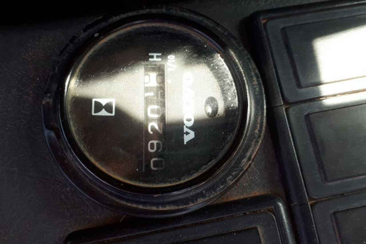 Volvo EC240BLC - 07/07 9
