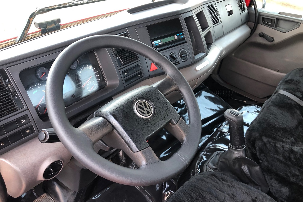 Volkswagen 24-280 E Constellation 6x2 - 12/13 9
