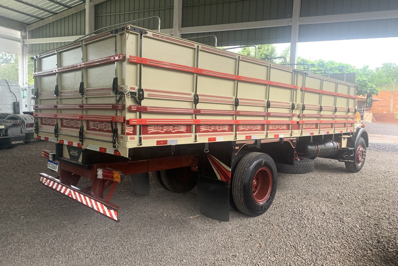Mercedes Benz MB 1513 - 87/87 6
