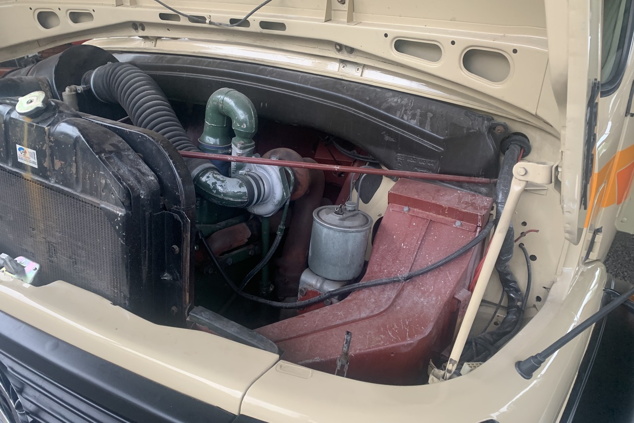 Mercedes Benz MB 1513 - 87/87 13