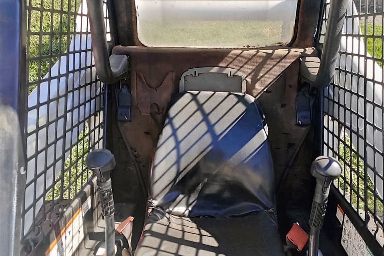Bobcat S300 - 08/08 4