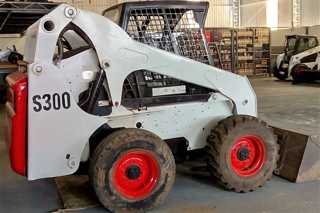 Bobcat S300 - 08/08 5