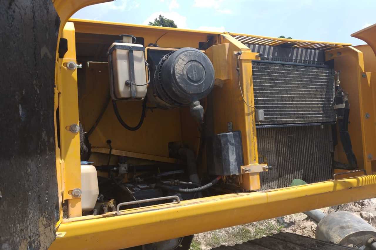 JCB JS200 LC - 12/12 7