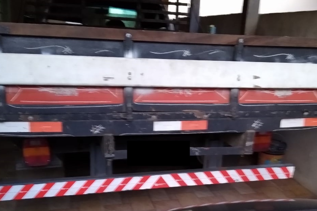 Ford F350 - 06/06 23