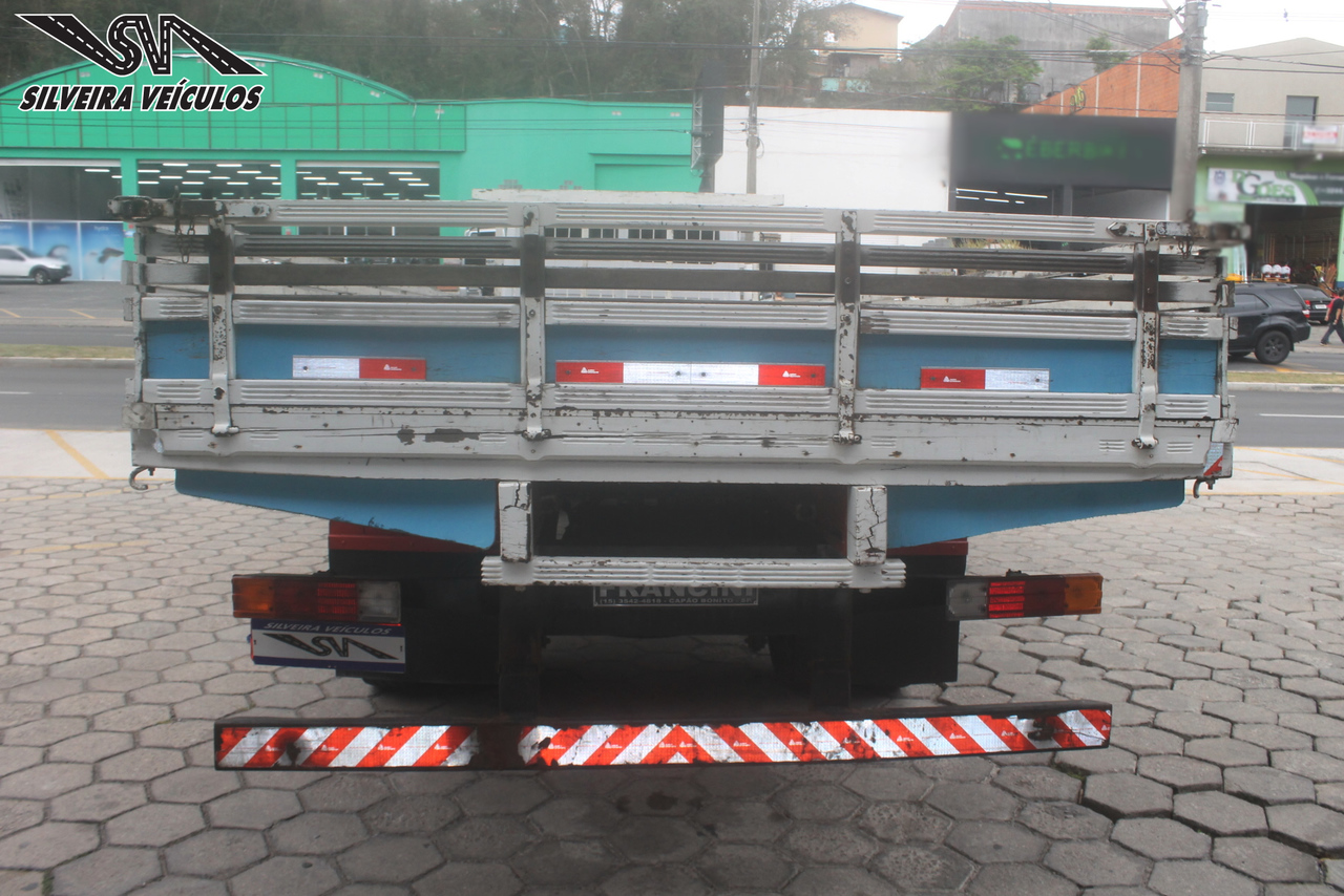 Mercedes Benz MB 1718 - 08/08 3