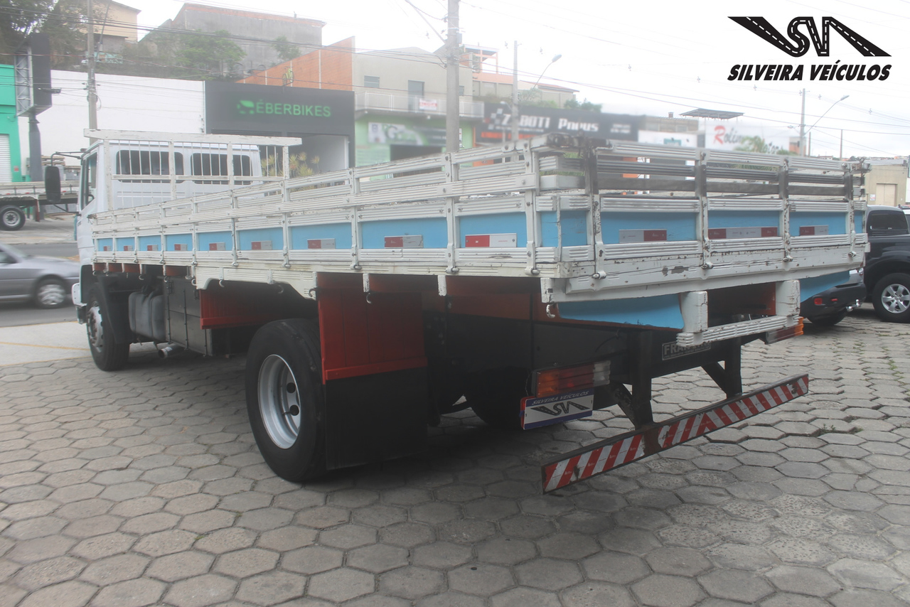 Mercedes Benz MB 1718 - 08/08 5