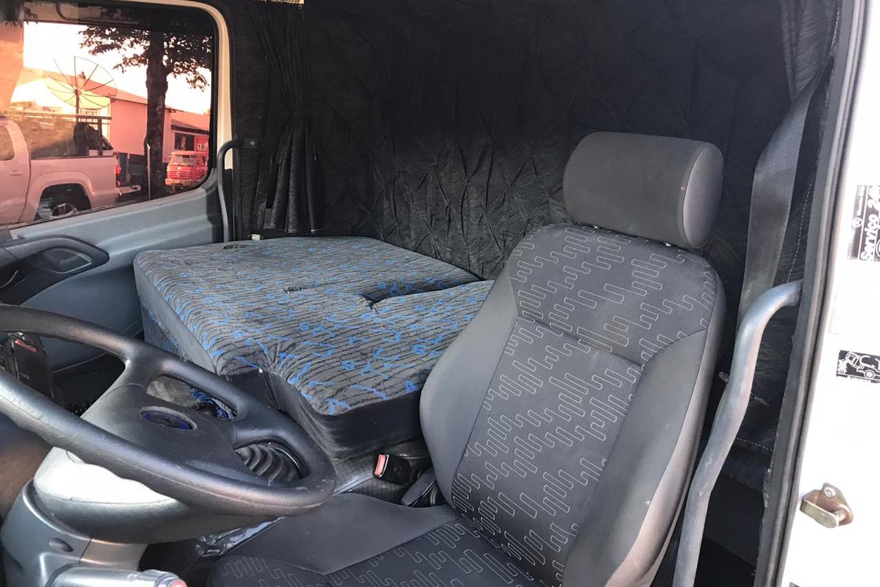 Mercedes Benz Atego 2425 - 05/05 14