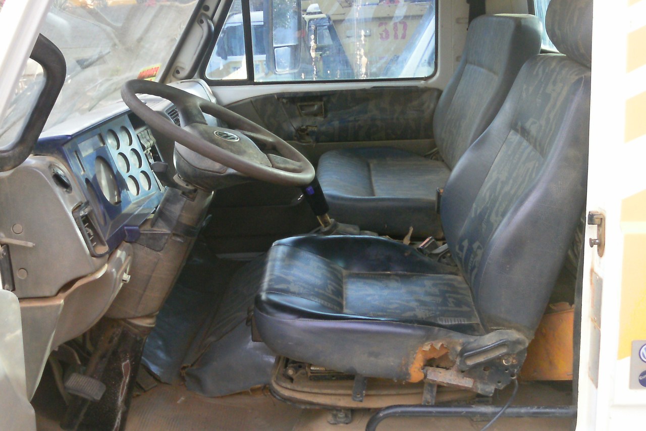 Volkswagen 26 310 - 03/04 7