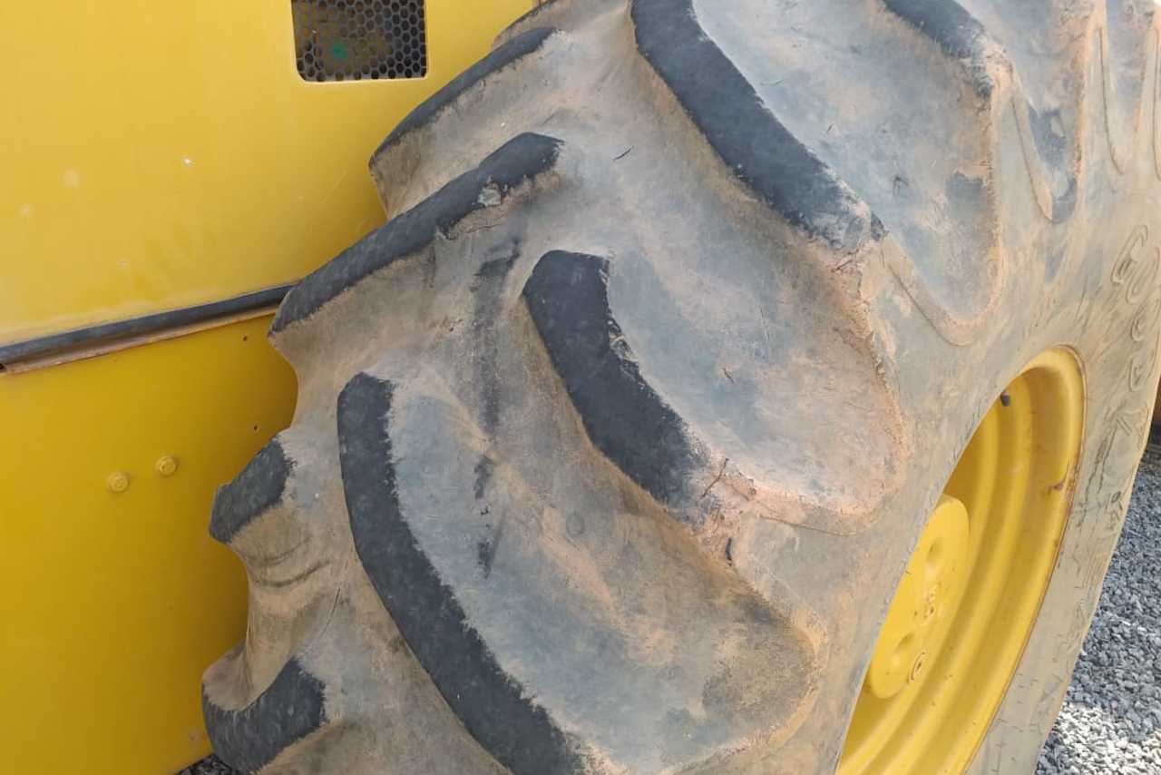 Caterpillar CS533E - 11/11 14