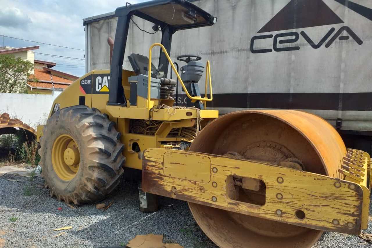 Caterpillar CS533E - 11/11 17