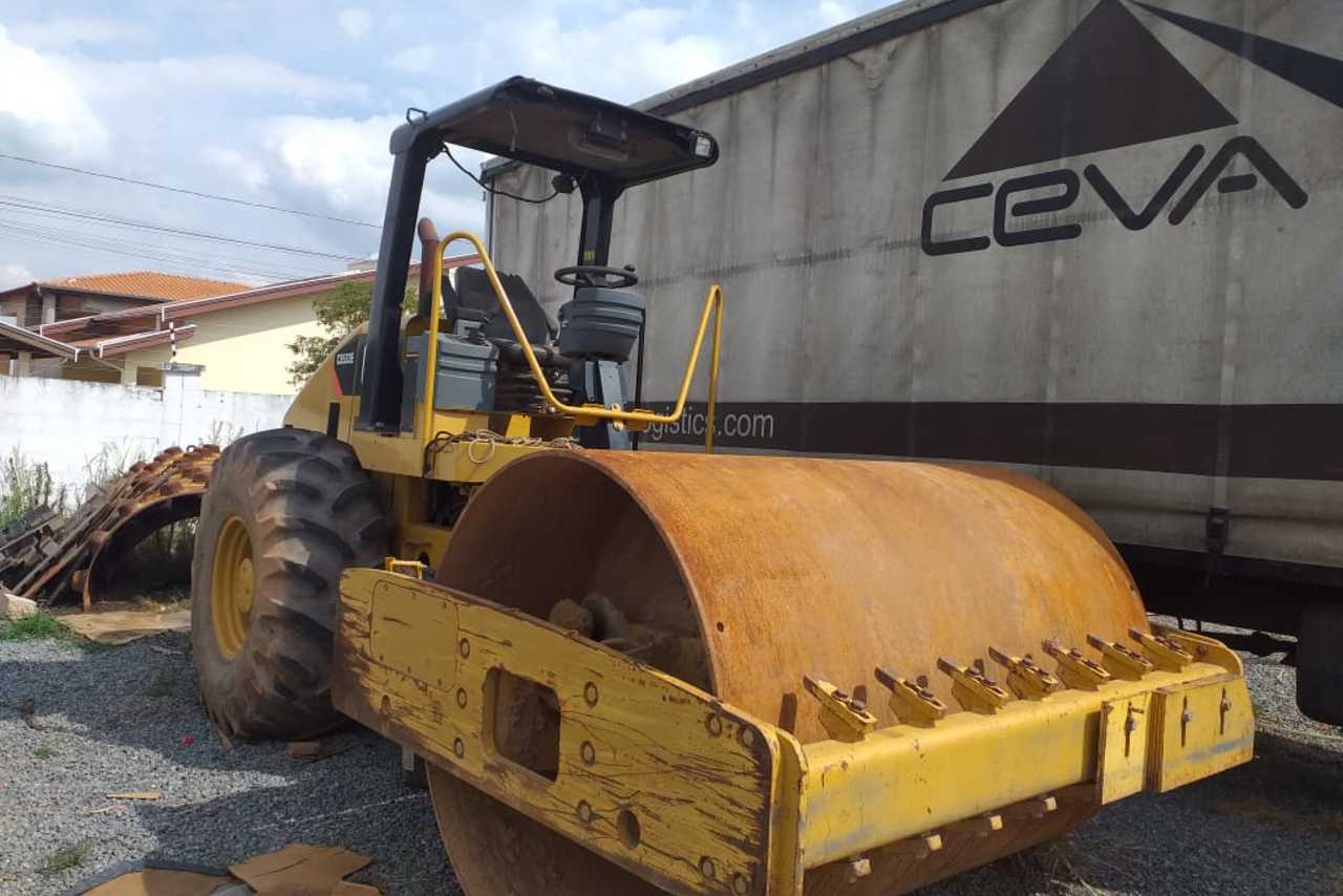 Caterpillar CS533E - 11/11 18