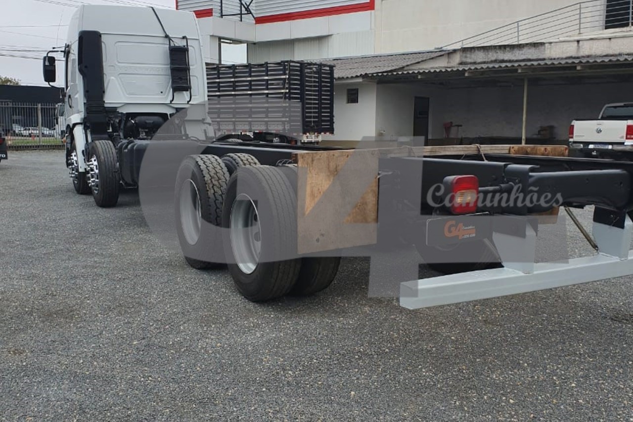 Volkswagen 24-280 E Constellation 6x2 - 13/13 12