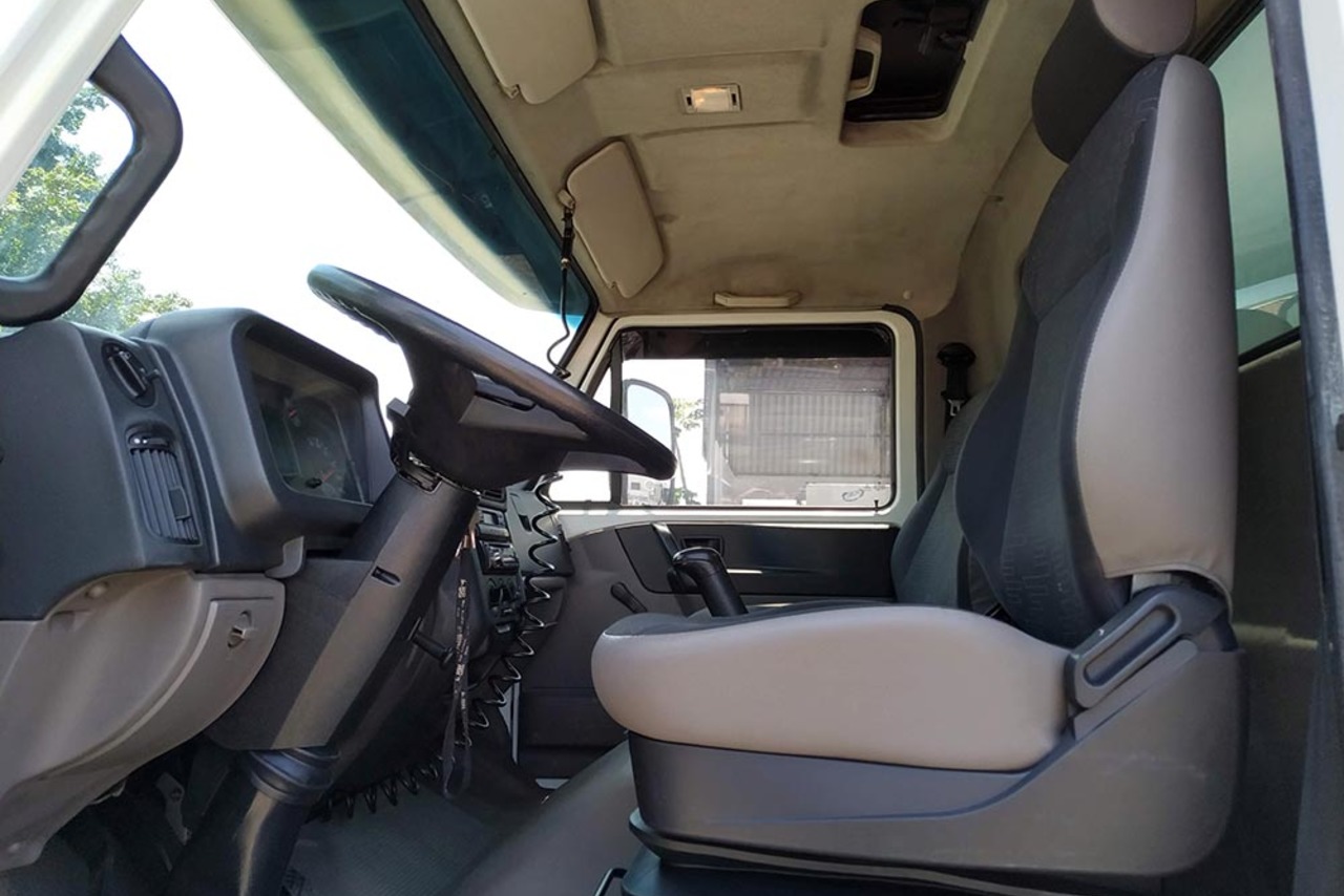 Volkswagen 10-160 E Delivery - 13/14 2