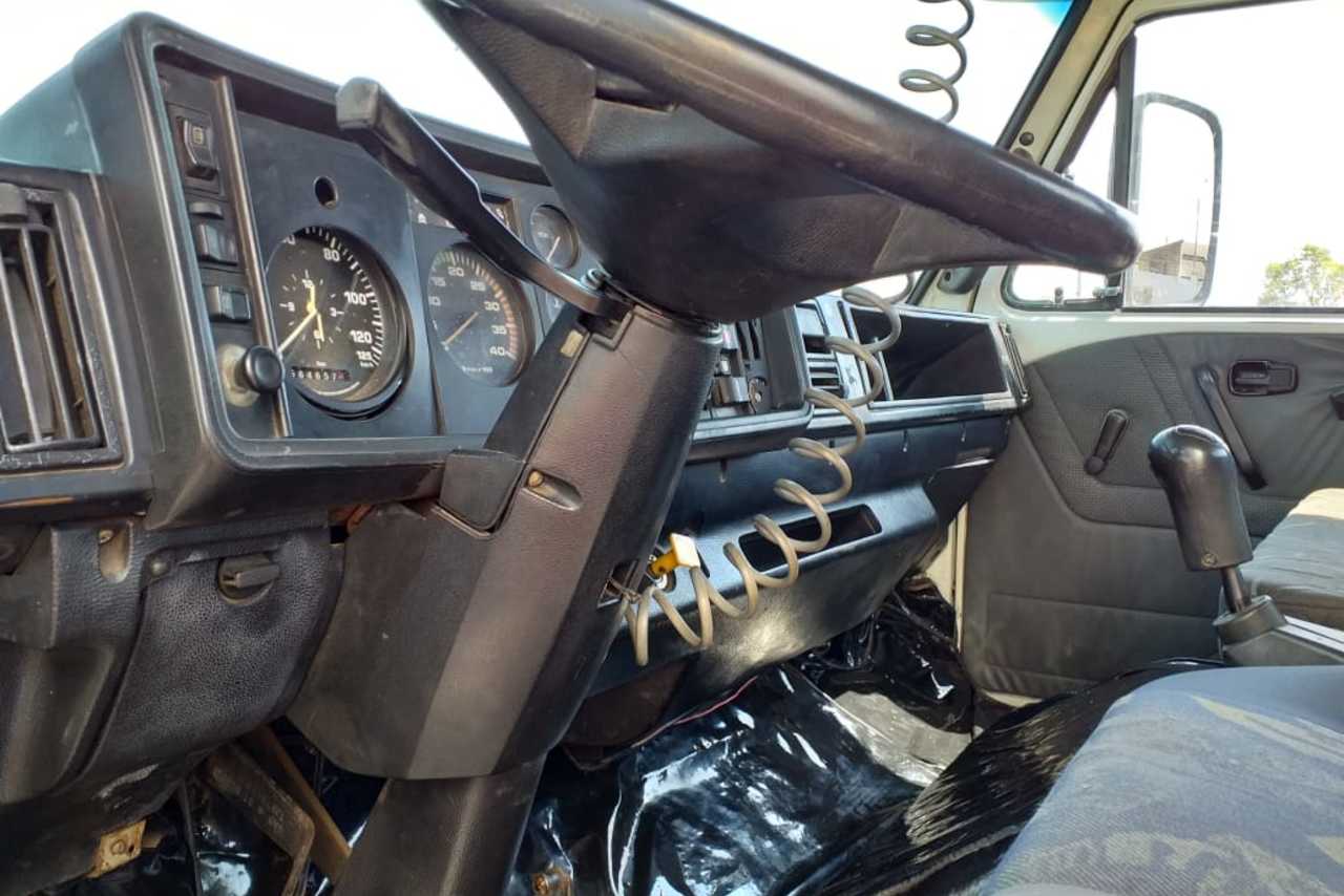 Volkswagen 8 140 - 94/94 4