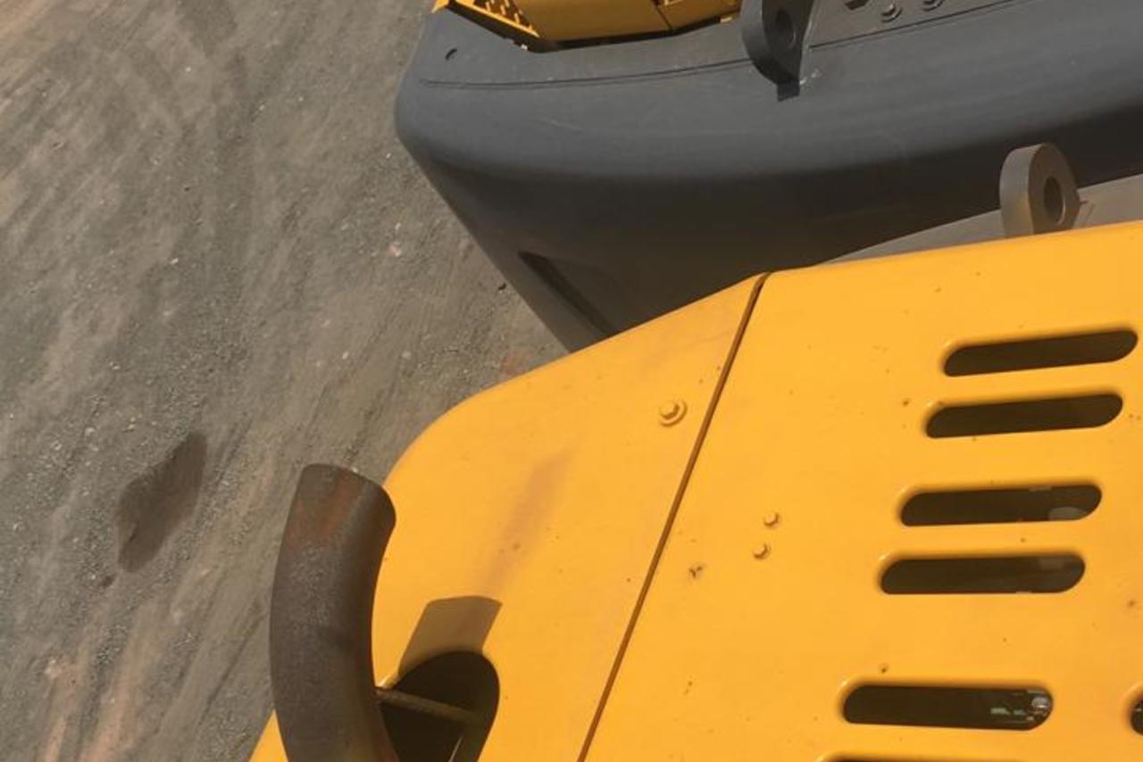 Volvo EC 140B - 13/14 5