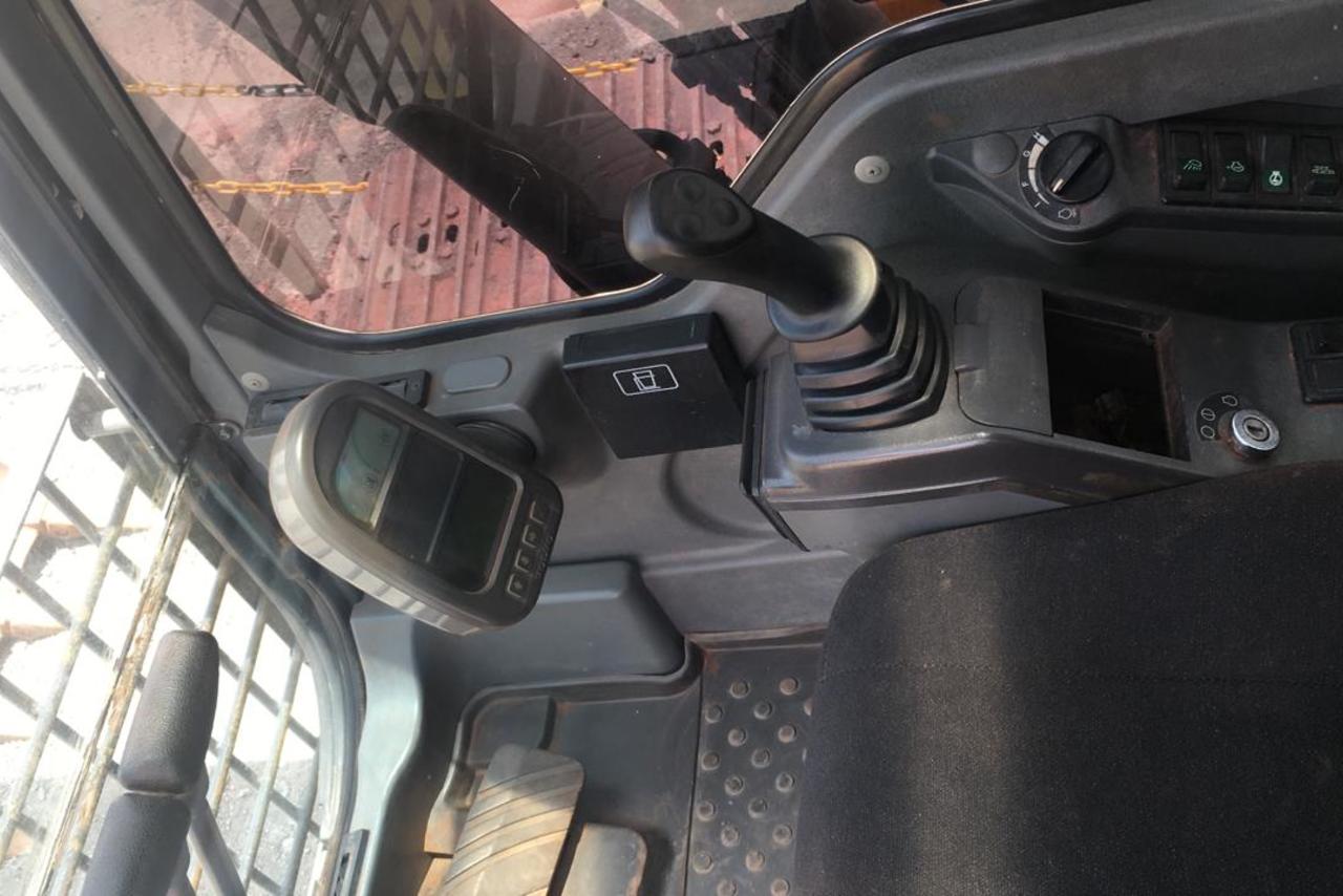 Volvo EC 140B - 13/14 6