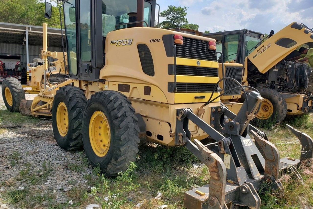 New Holland RG 170B - 08/08 5