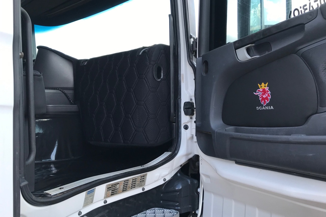 Scania 380 - 08/09 10