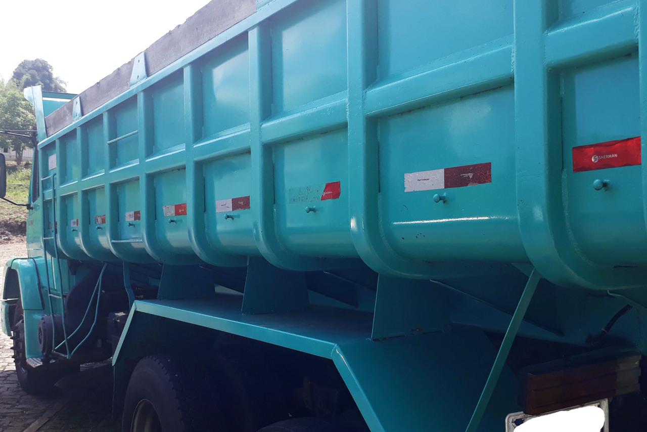 Mercedes Benz MB 1620 - 02/02 8