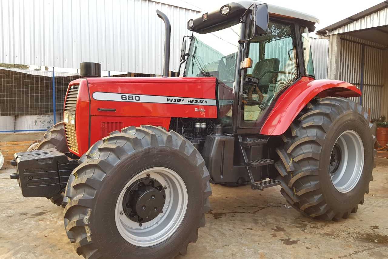 Massey Ferguson 680 - 08/08 11