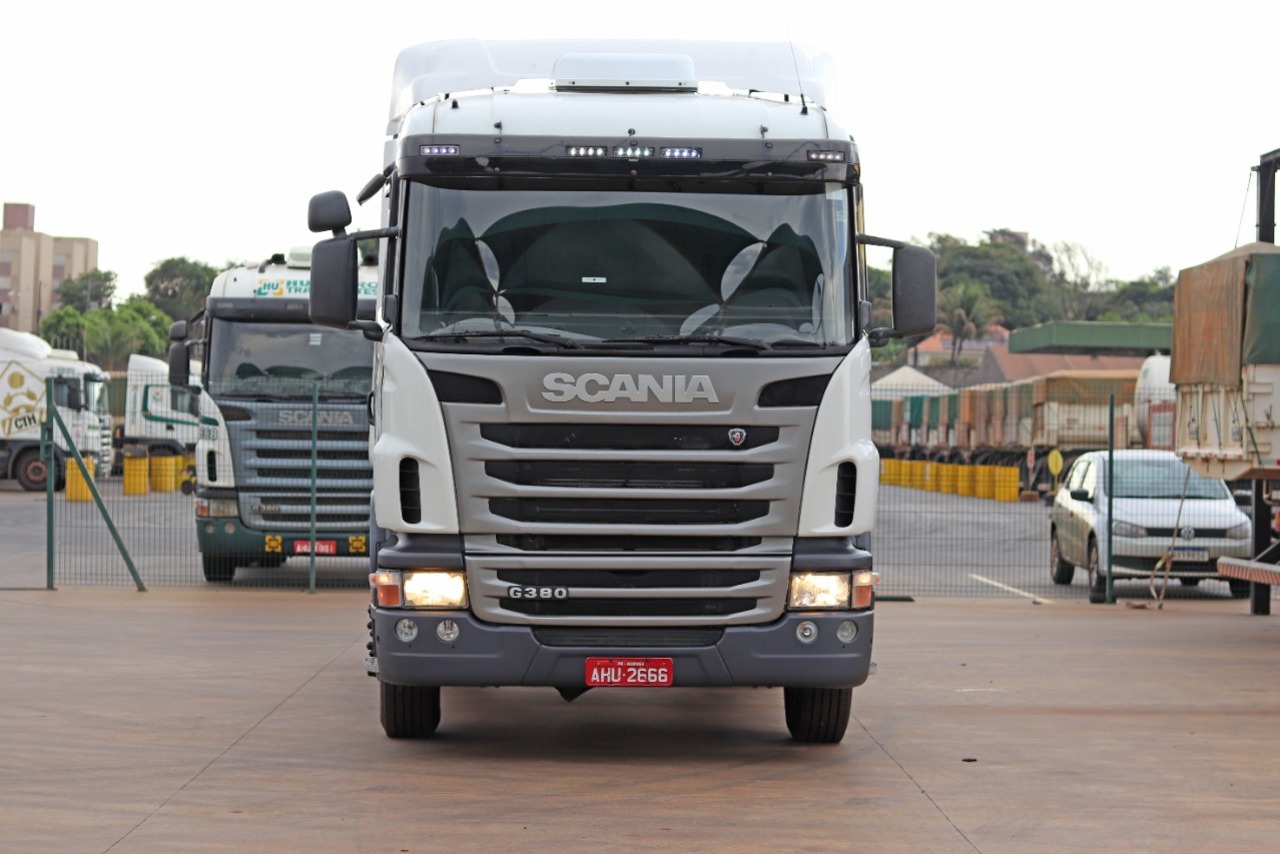 Scania 124 380 - 10/1 2