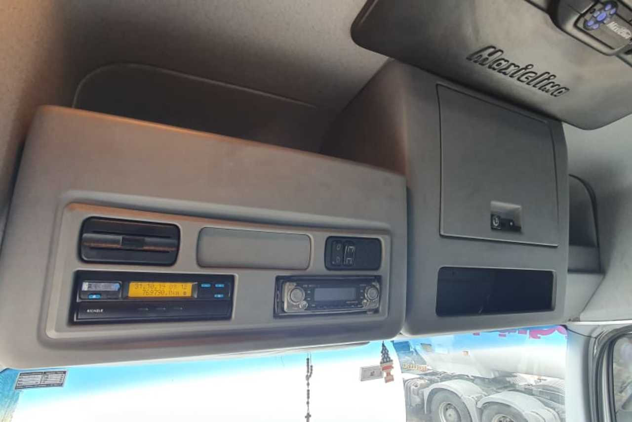 Mercedes Benz Axor 2544 - 10/10 11