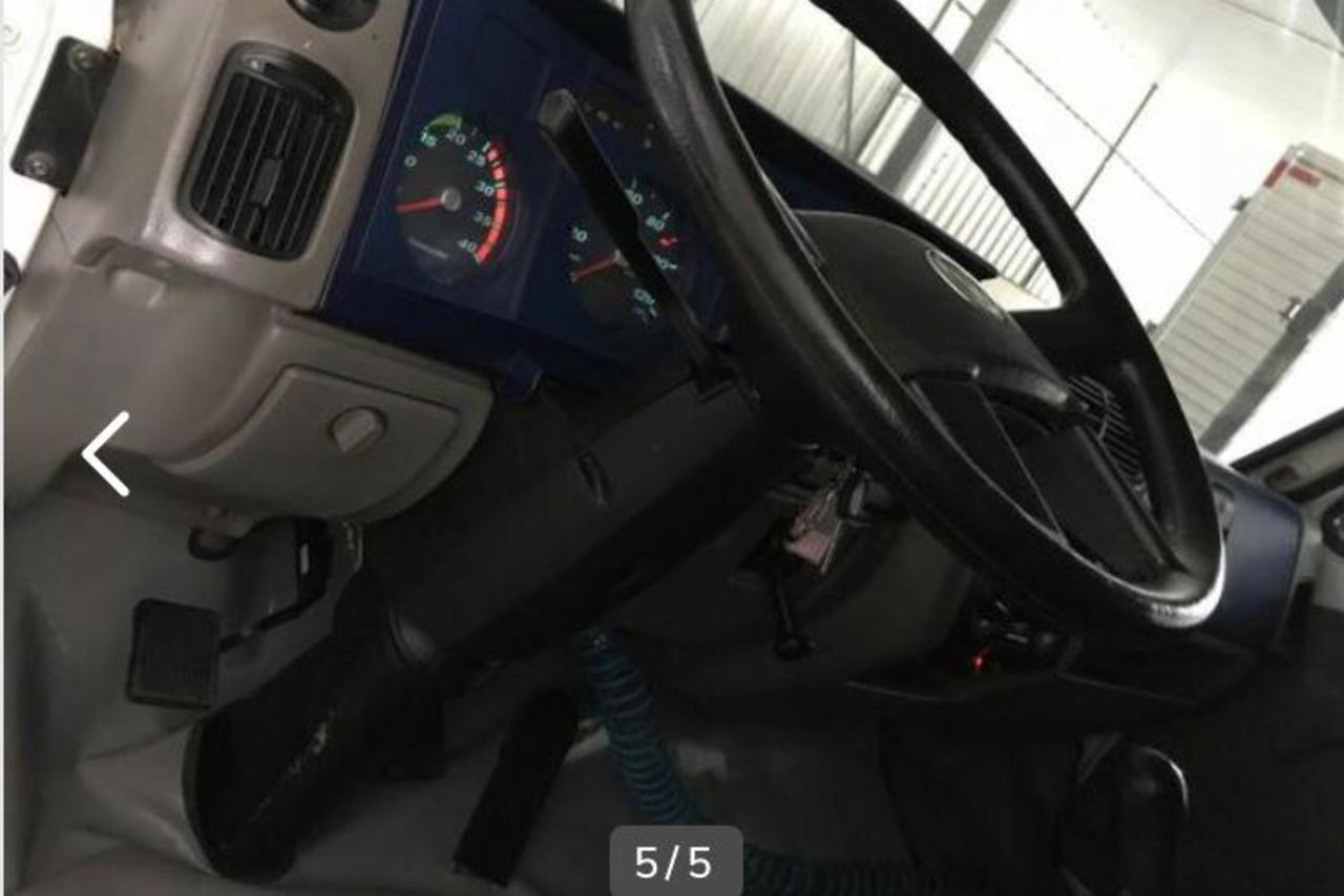 Volkswagen 8 120 - 05/05 2