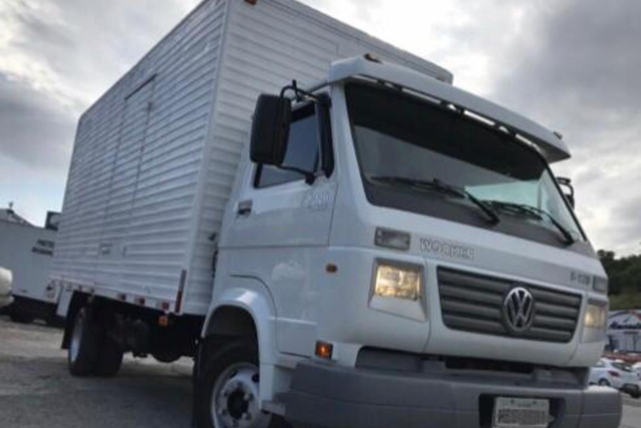 Volkswagen 8 120 - 05/05 3