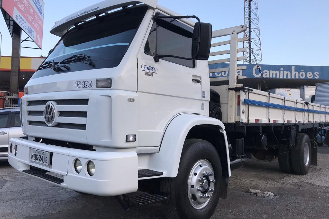 Volkswagen 13-180 - 03/04 3