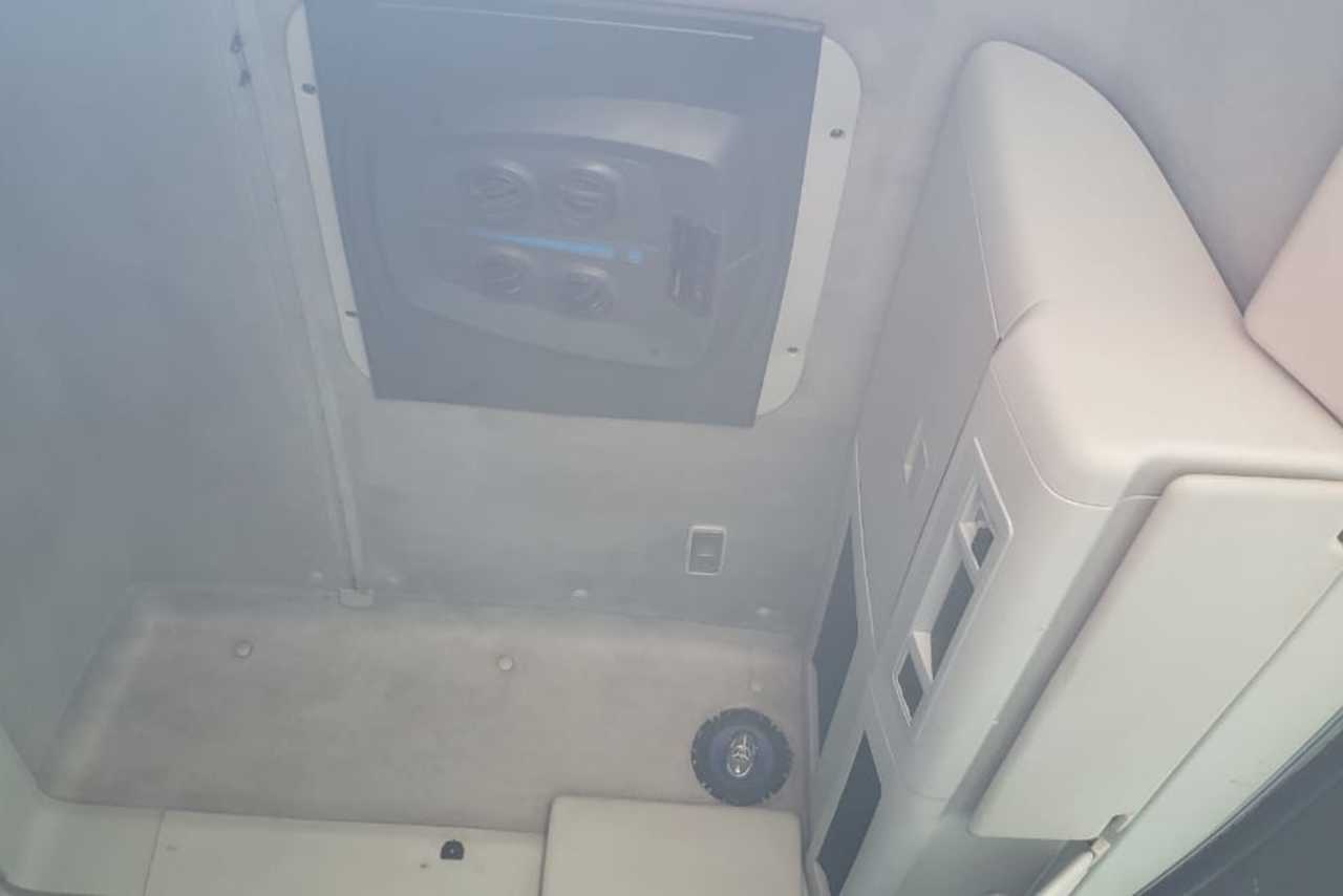 Volkswagen 24-250 E Constellation 3-Eixos - 10/11 9