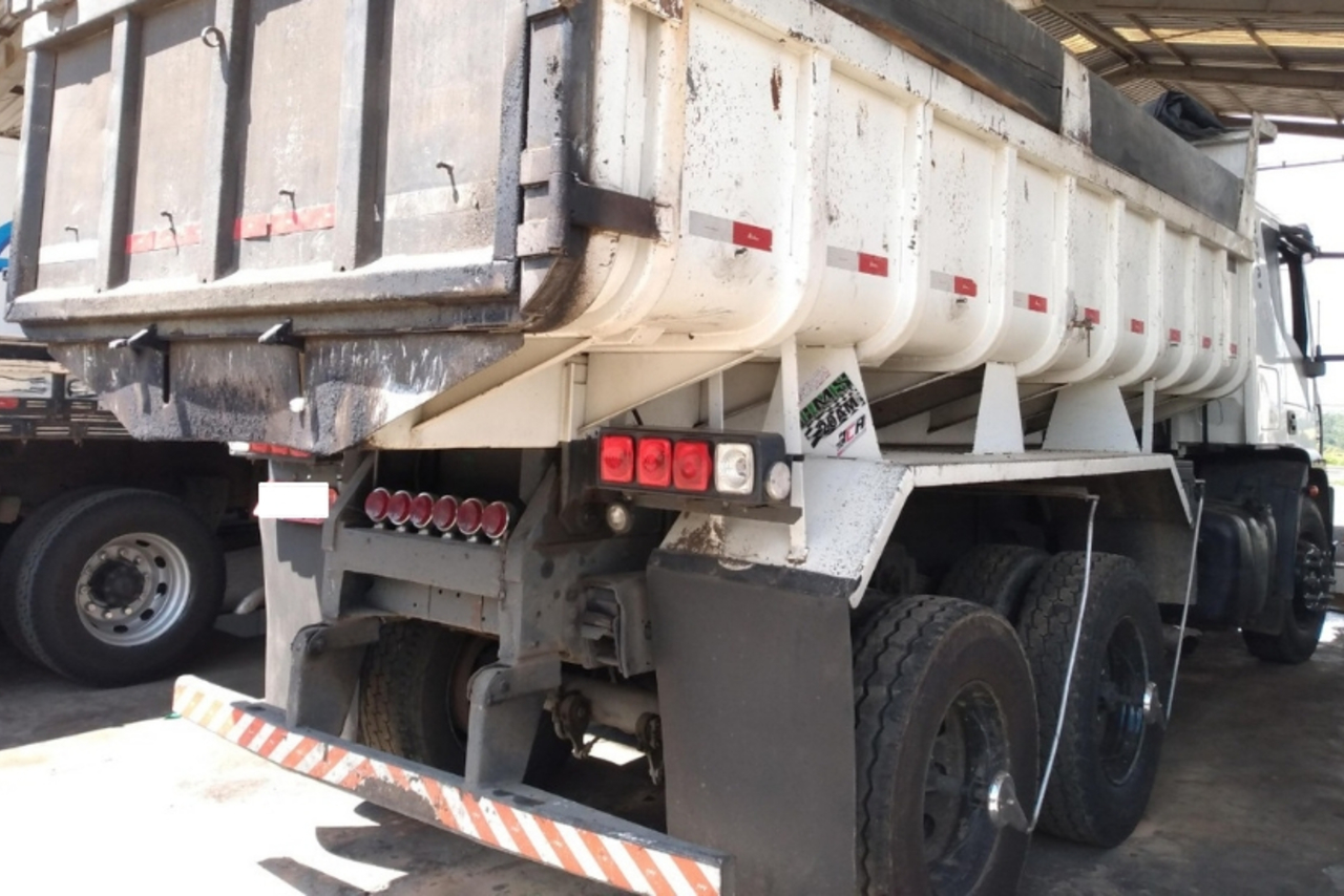 Iveco 240E25 - 11 4