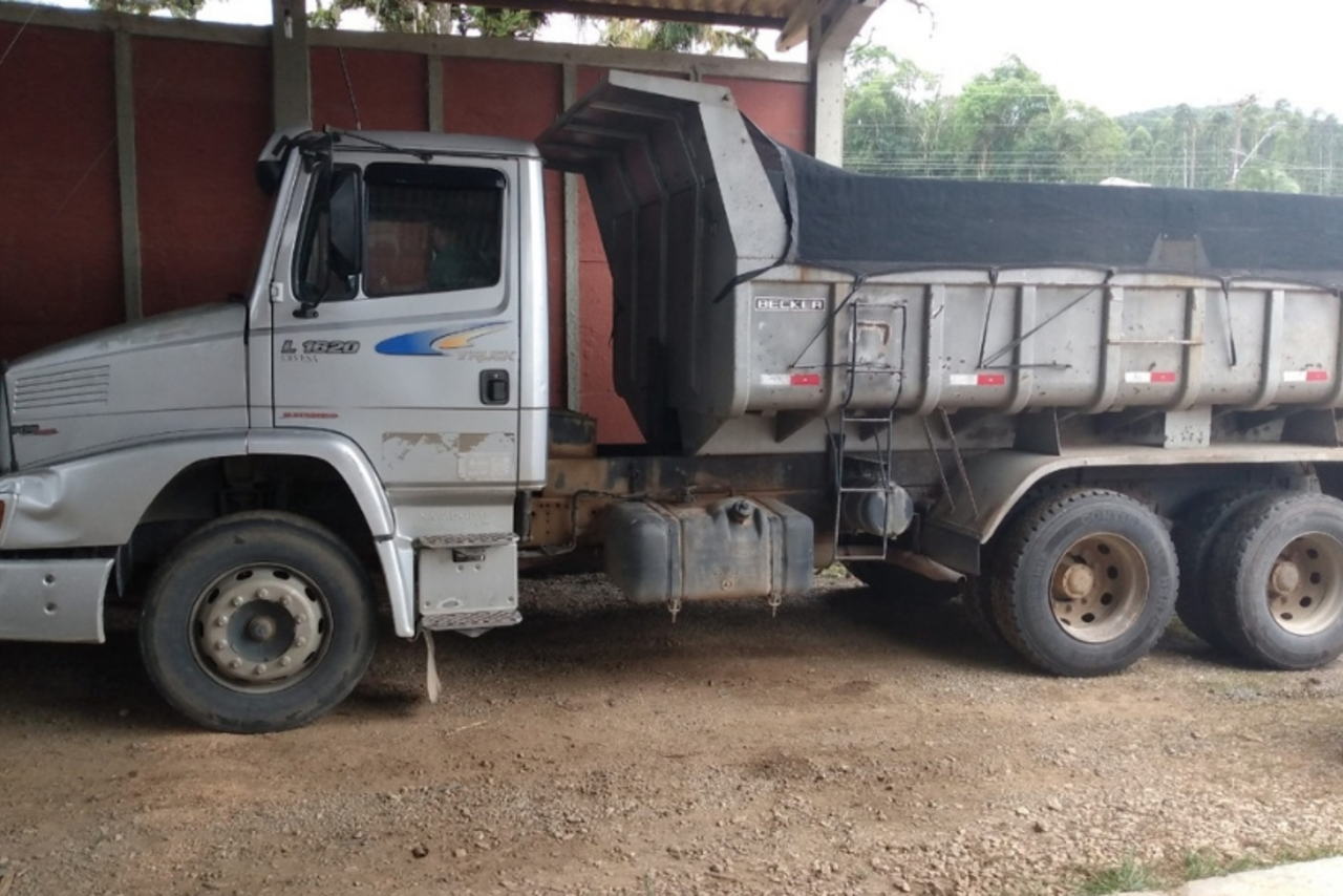 Mercedes Benz MB 1620 - 08 10