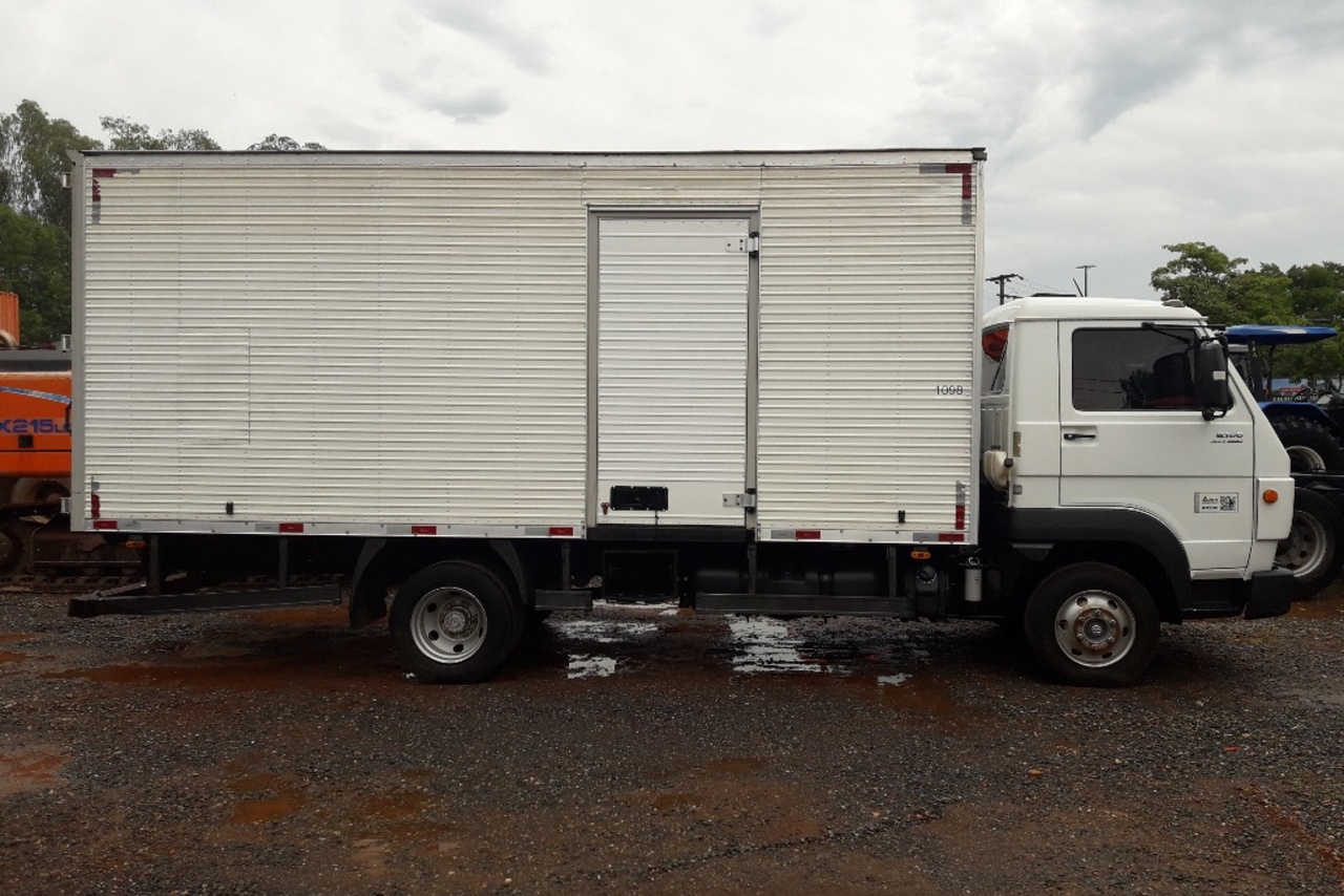 Volkswagen 8 160 - 13/13 6