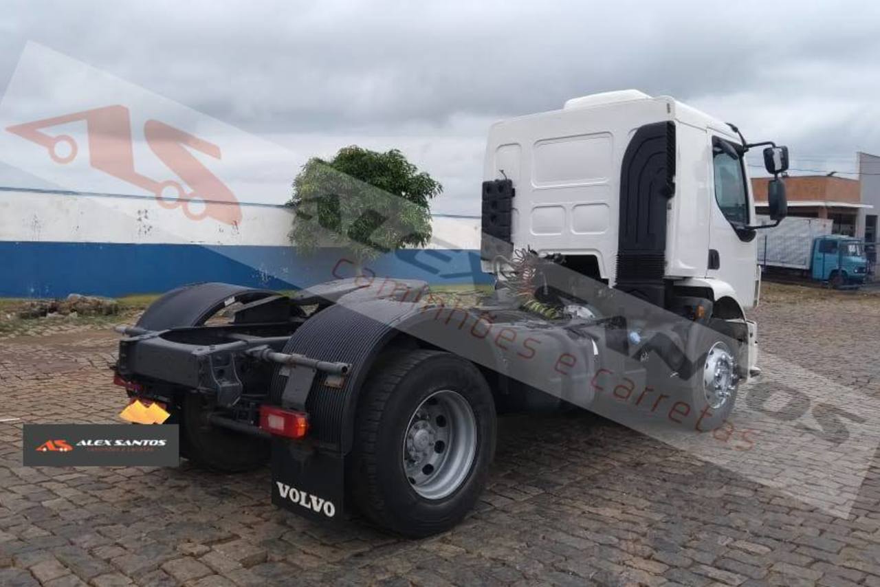 Volvo VM 330 - 12/12 4