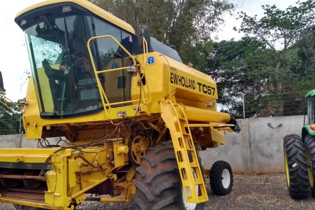 New Holland TC57  - 02/02 2