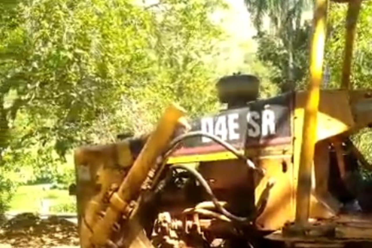 Caterpillar D4E - 87/88 2