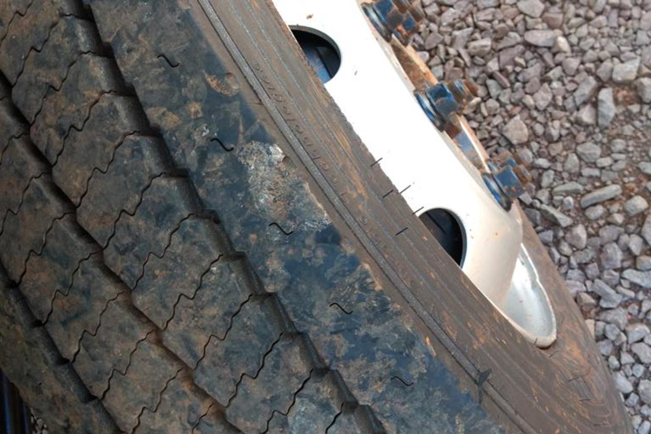 Ford Cargo816 - 13/13 12