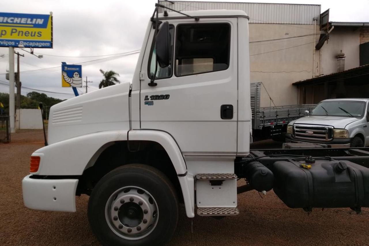 Mercedes Benz MB 1620 - 08/08 3