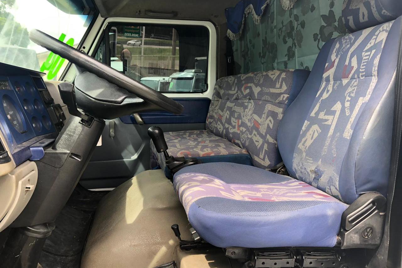 Volkswagen 8 120 - 04/04 7