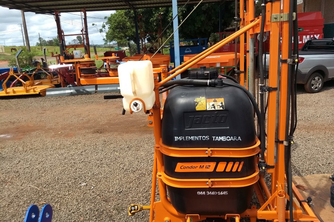 Jacto 600L - 15/15 6