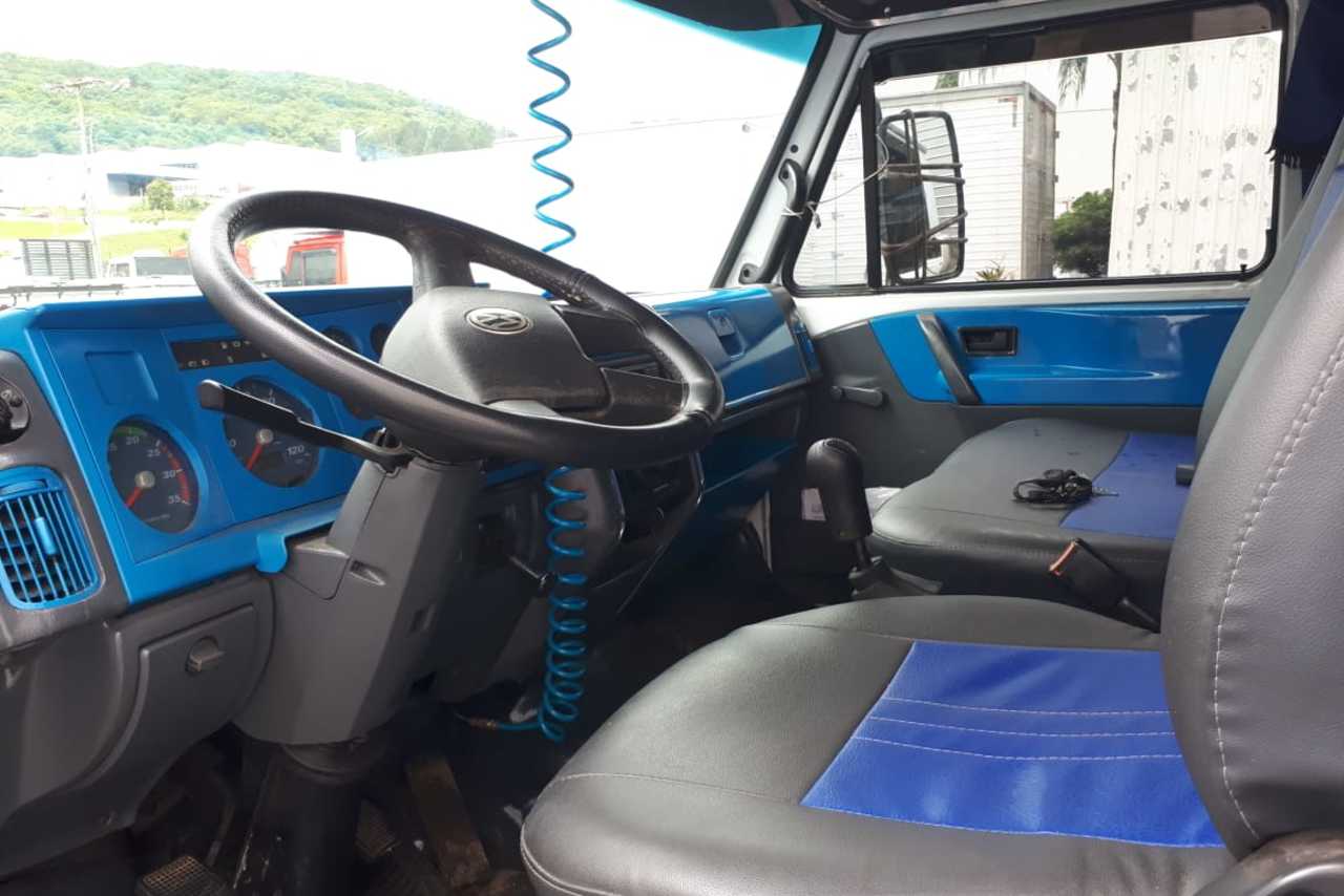 Volkswagen 8 120 - 07/08 5