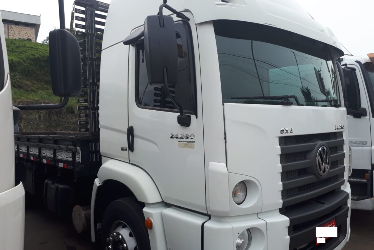 Volkswagen 24-280 E Constellation 6x2 - 13/13 3