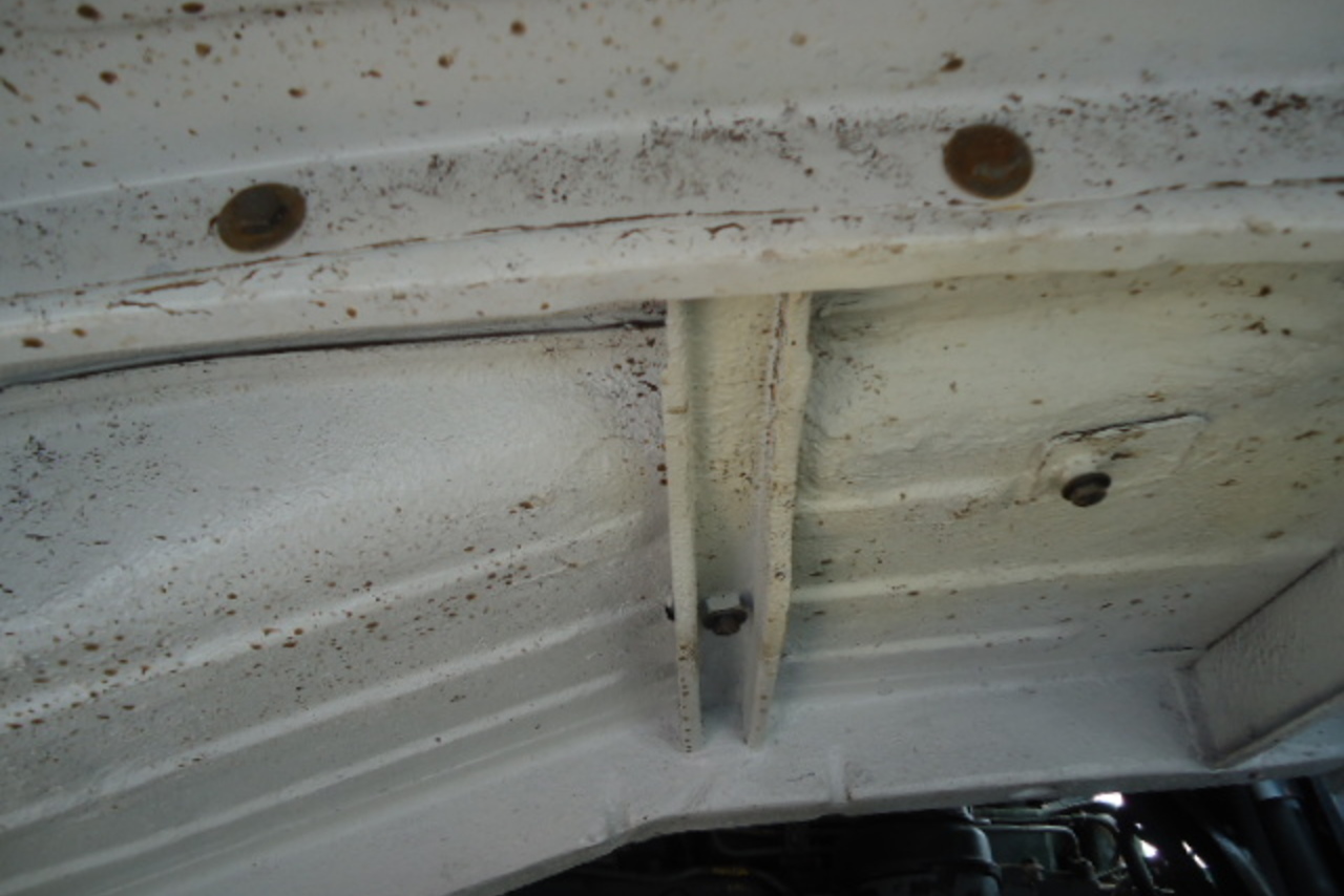 Volkswagen 14 210 - 90/90 17