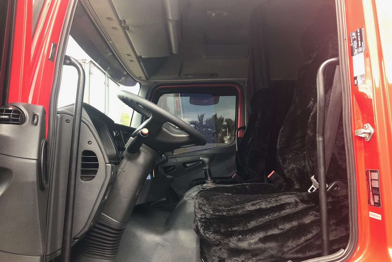 Mercedes Benz Atego 2426 - 14/14 7