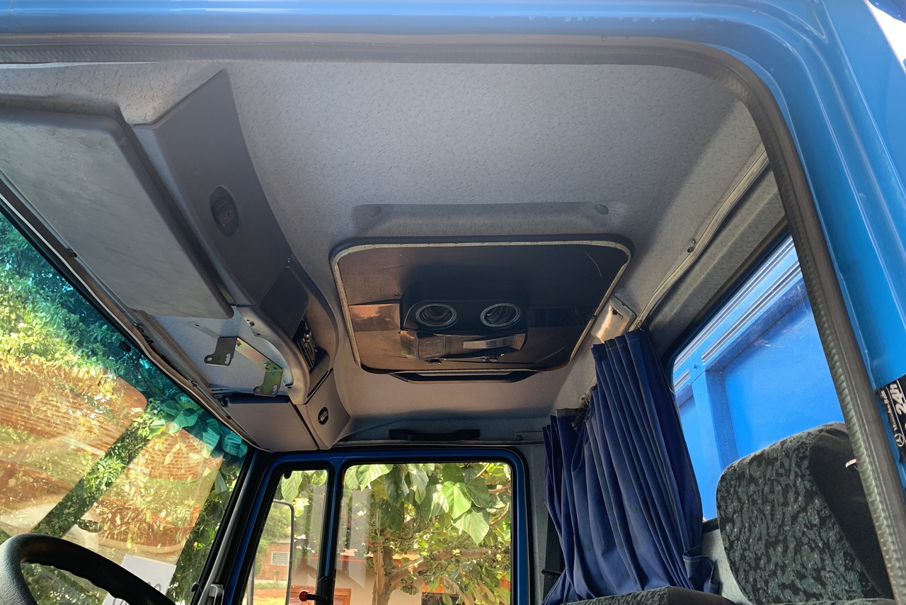 Mercedes Benz MB 1620 - 05/06 8