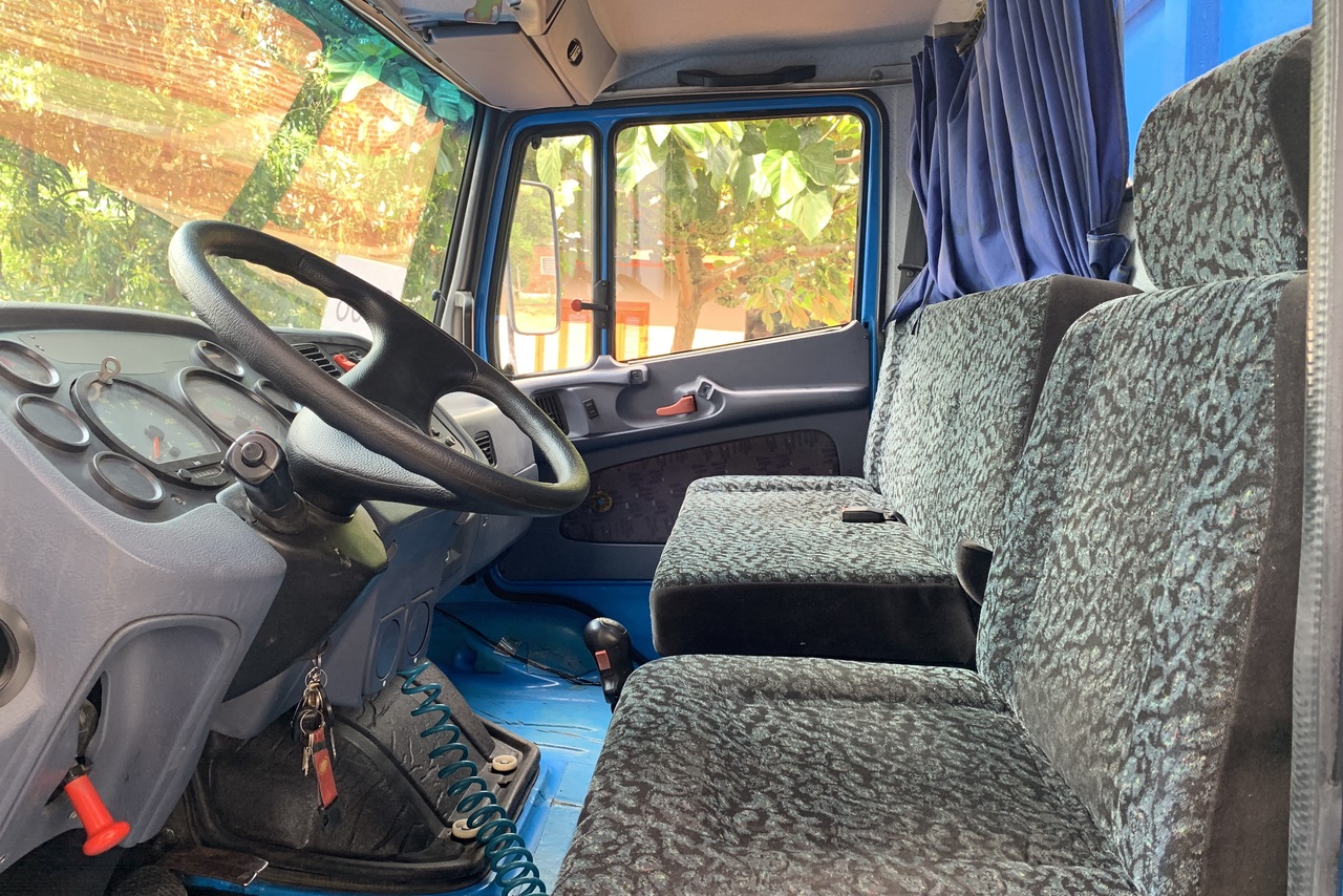 Mercedes Benz MB 1620 - 05/06 9
