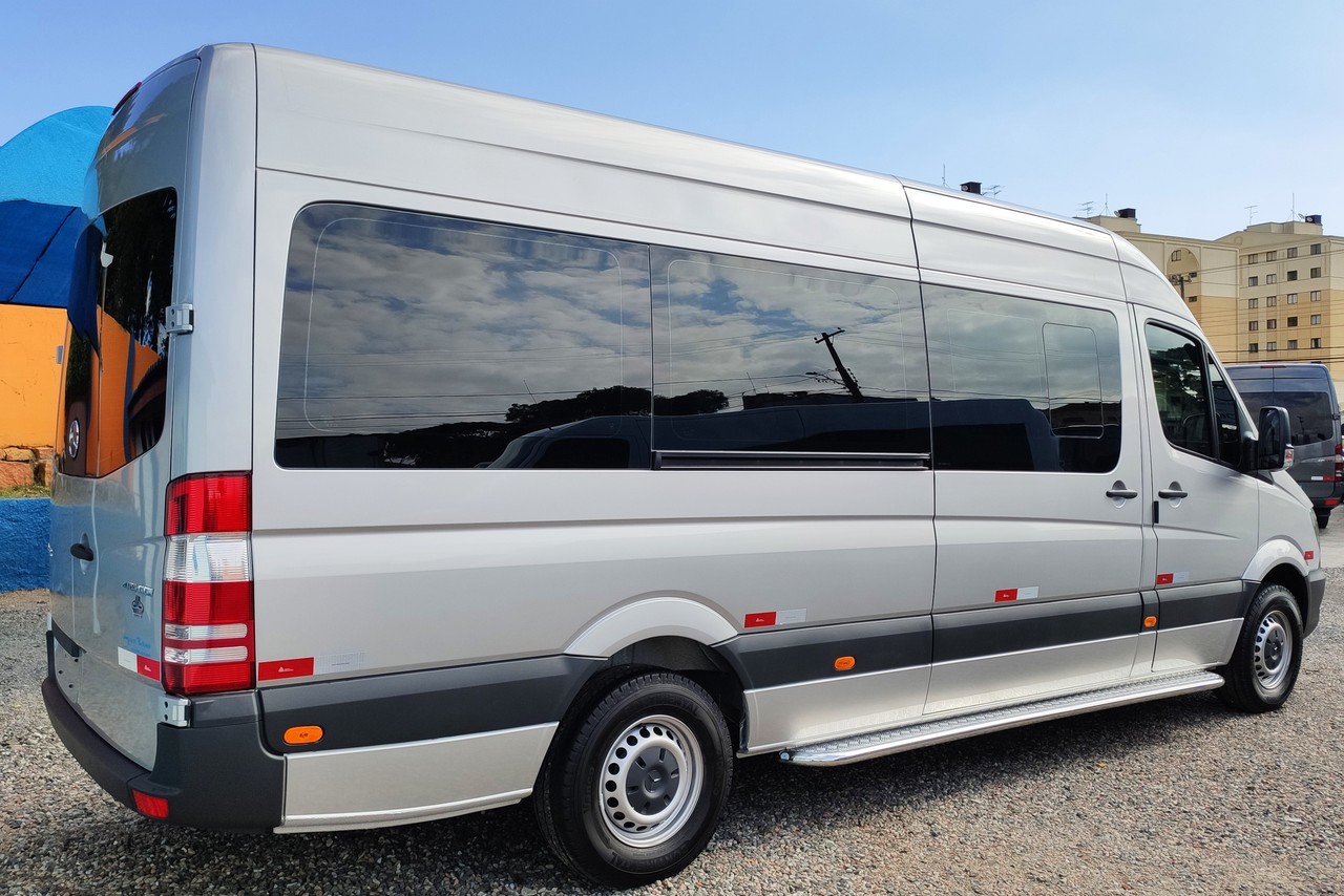 Mercedes Benz Sprinter Executiva 415 - 19/19 16