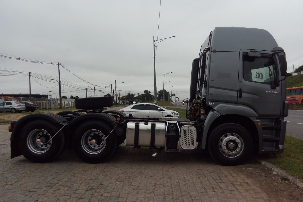Volkswagen 25 390 - 13/14 5